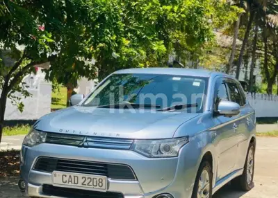 ශ්‍රී ලංකාවේ Outlander ස්වයං-ධාවන කුලියට