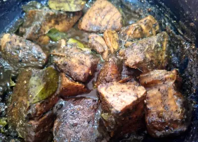 Shanikas hausgemachtes saures Fischcurry in Colombo
