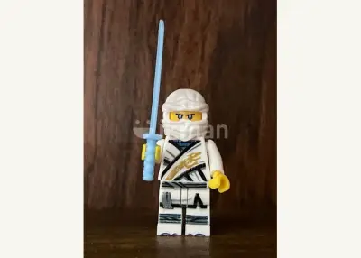 Фигурки LEGO — Навалапития