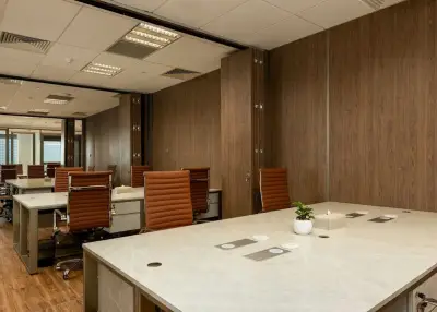 Рабочее место в коворкинге Likuid Spaces, Коломбо