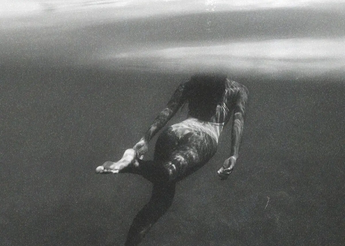 SEA OF NOW — Longboard- und Yoga-Retreat